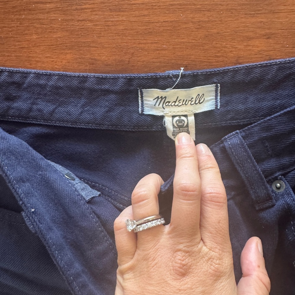 Madewell Indigo Barrel-Leg Jeans